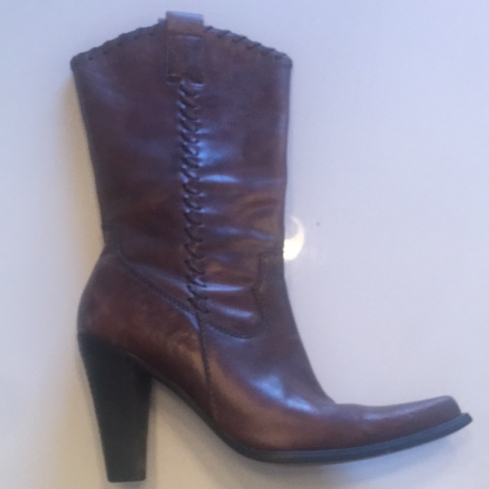 Steve Madden Leather vintage cowboy boots 4” heel brown